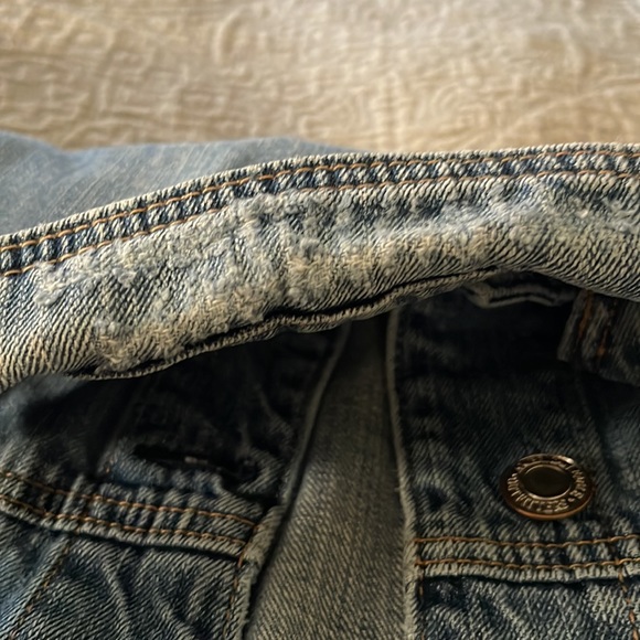 American Eagle Vintage Denim Jacket | Mens Medium with inside pockets - Picture 3 of 9